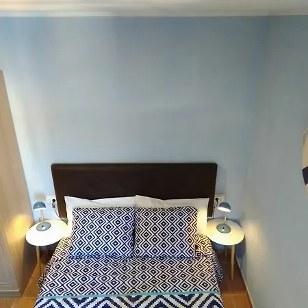 Deluxe Apartment *